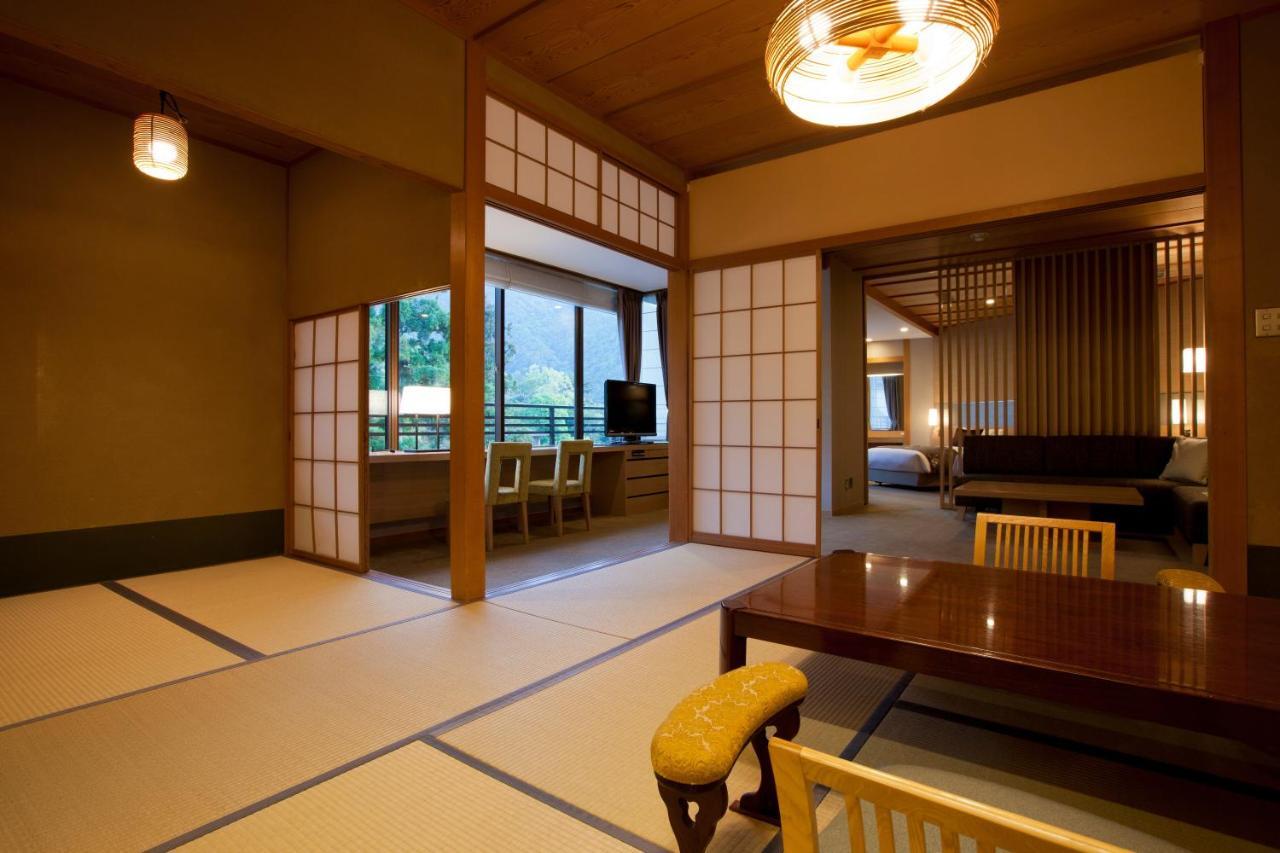 Miyajima Grand Hotel Arimoto Hatsukaichi Eksteriør billede